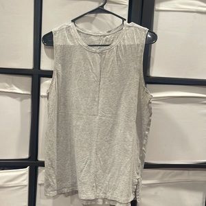 Lululemon basic tank